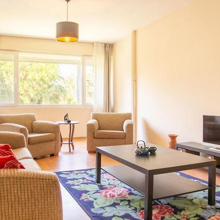 Lovely Flat Near Public Transportation In Esmirna Exterior foto