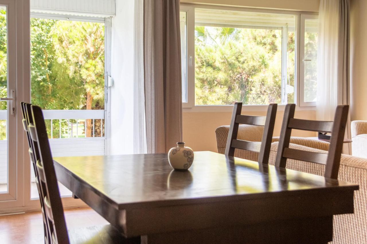 Lovely Flat Near Public Transportation In Esmirna Exterior foto
