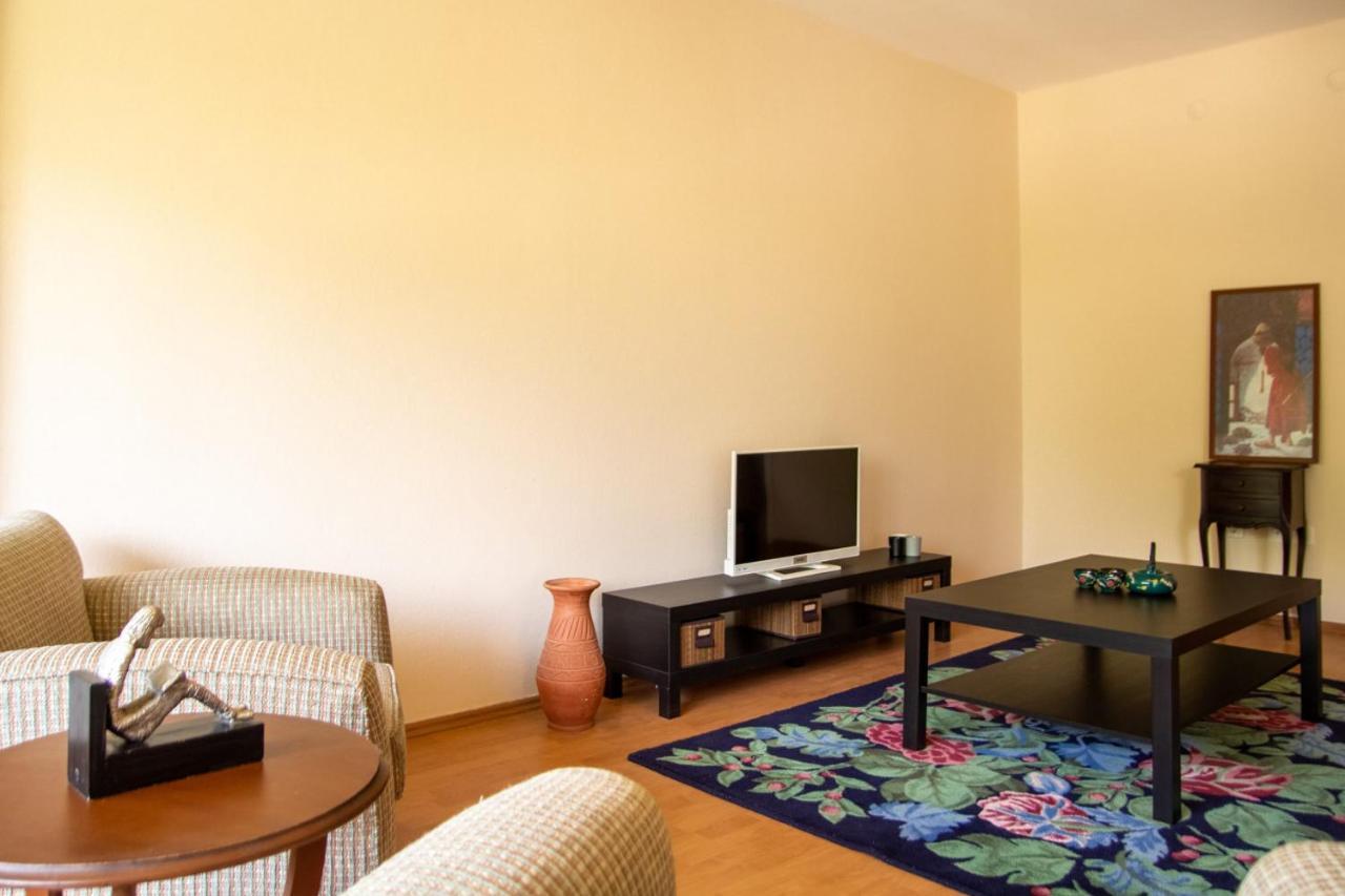 Lovely Flat Near Public Transportation In Esmirna Exterior foto