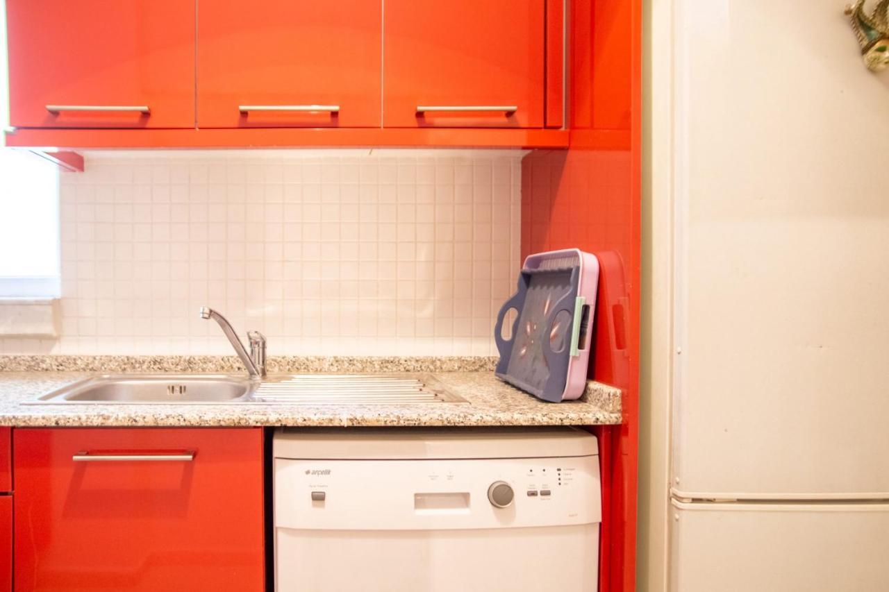 Lovely Flat Near Public Transportation In Esmirna Exterior foto
